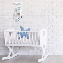 Load image into Gallery viewer, a baby mobile for a beach inspired baby nursery

